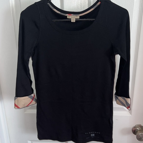 Burberry Mid sleeve Top - Picture 2 of 5